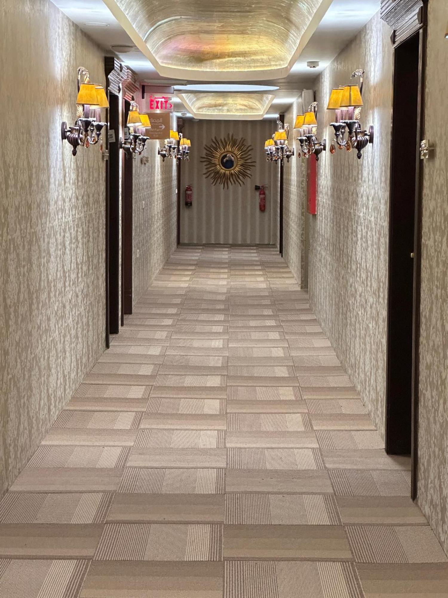 The Palace Suites Эль-Хубар Экстерьер фото