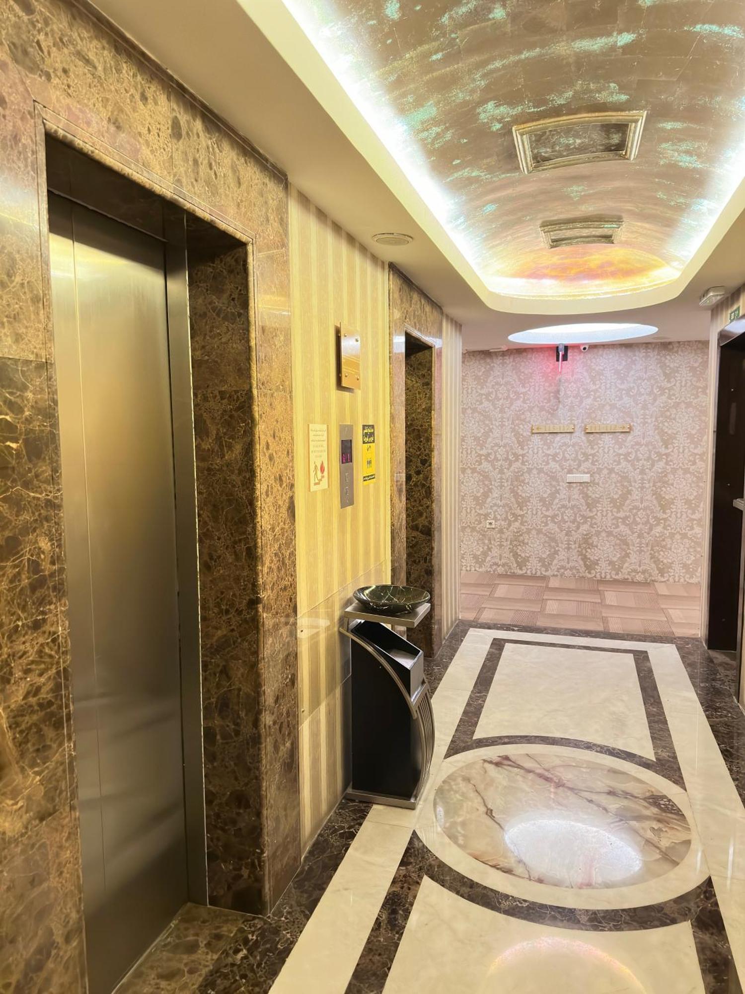 The Palace Suites Эль-Хубар Экстерьер фото