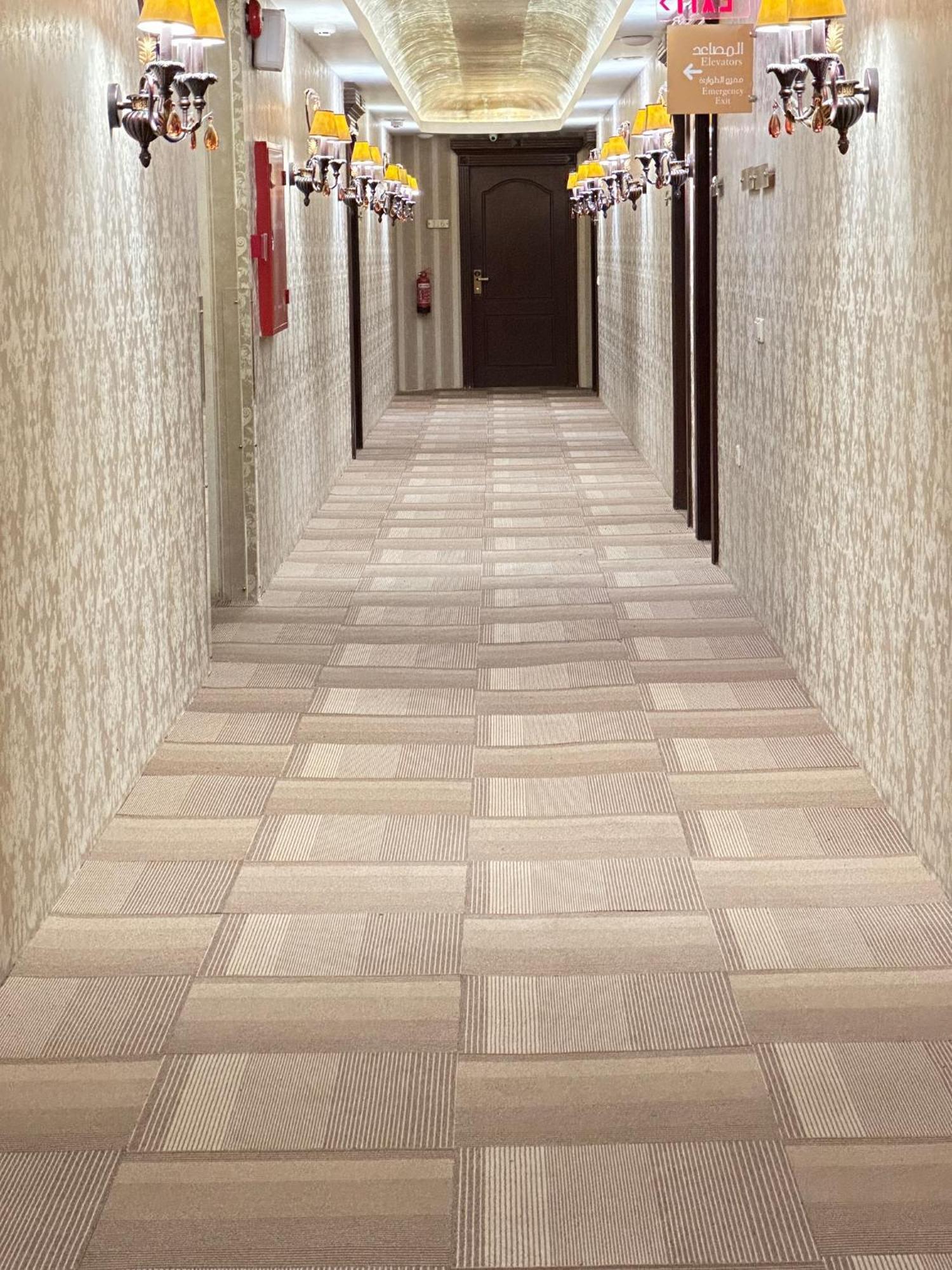 The Palace Suites Эль-Хубар Экстерьер фото